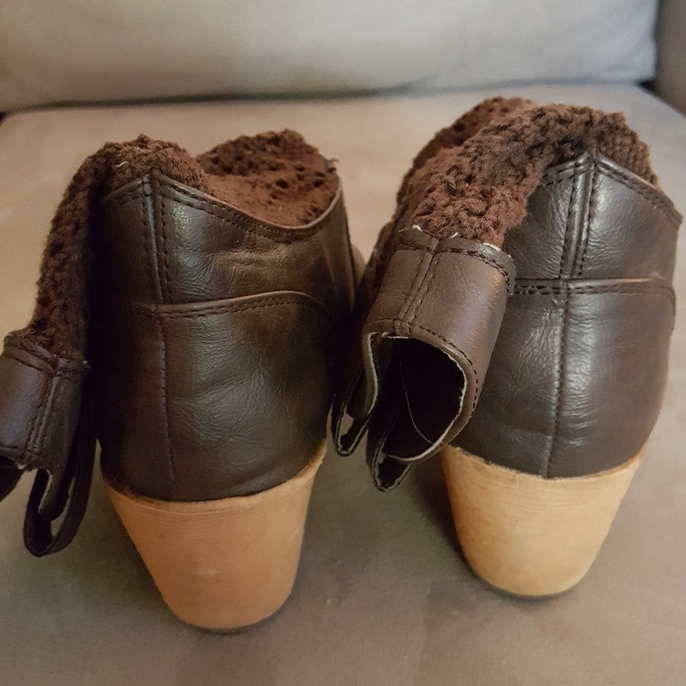Vanity Boots - Picture 5 of 8
